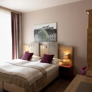 Max70 3* Salzburgo