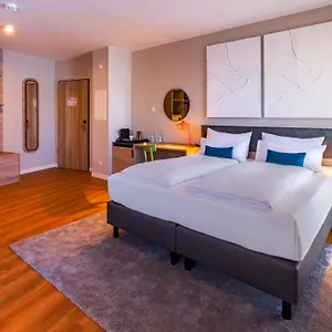 Ramada Encore By Wyndham Messe Hotel Mnichov
