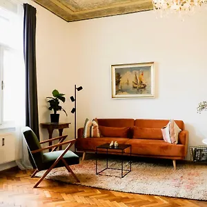 Stilvolles In Zentraler Lage - Free Parking Apartmán Štýrský Hradec