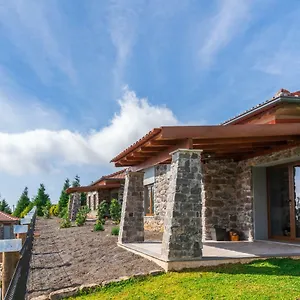 Rochao Village By Rent2u, Lda Penzion Calheta (Madeira)