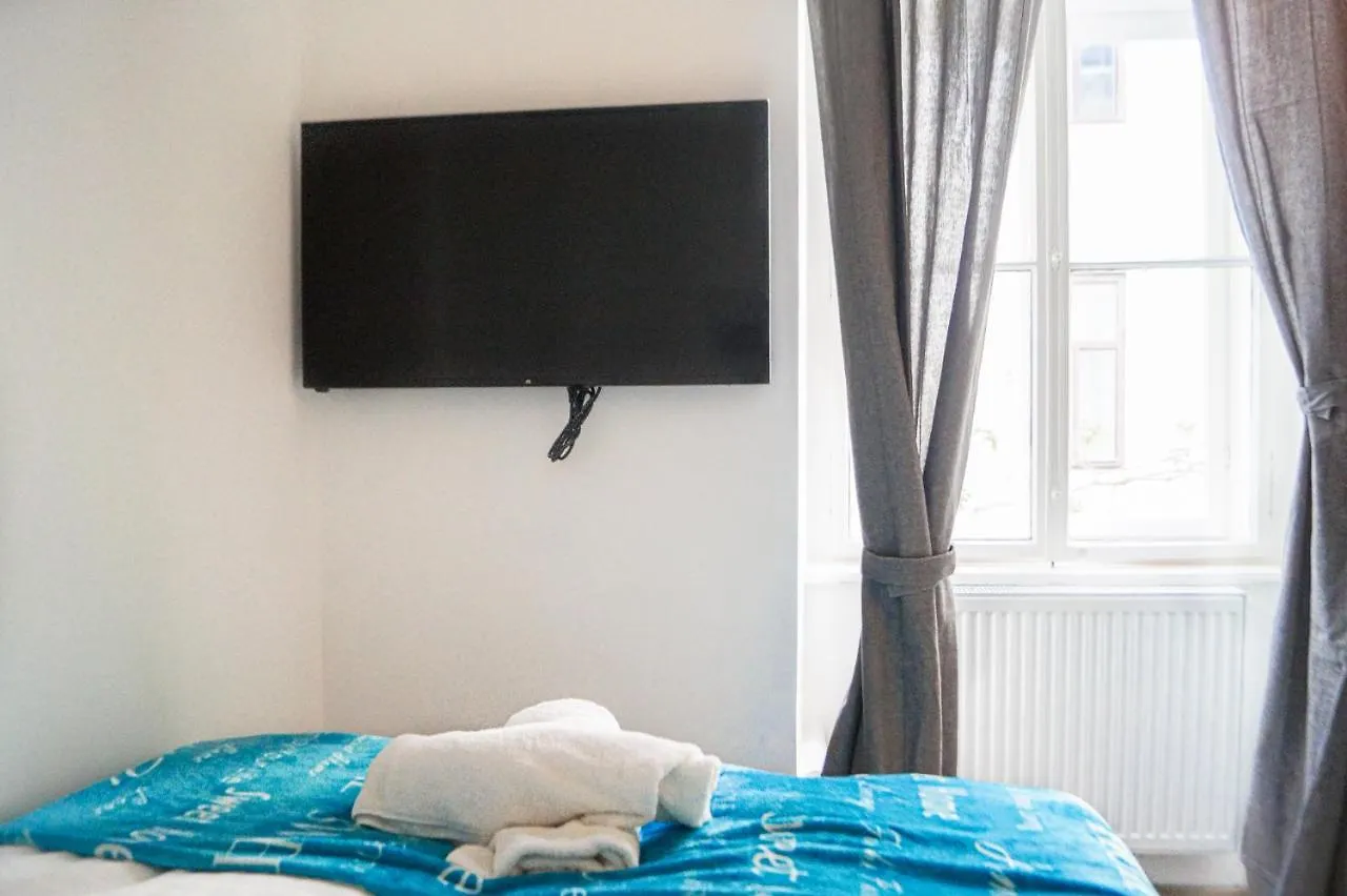 Mariahilfer Boutique Rooms - Virtual Reception & Self-Checkin Vienna 2*,